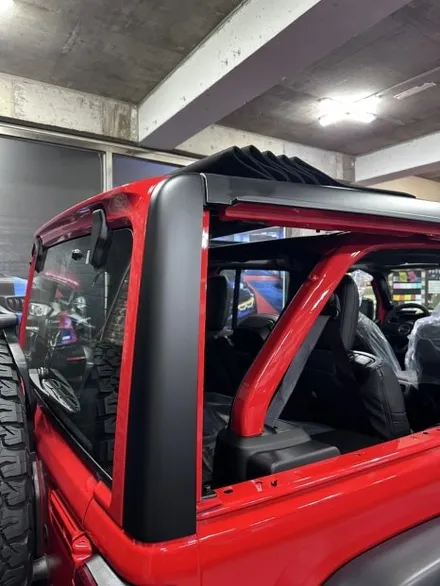 [모터가드존] 인천 신형 jeep 랭글러 루비콘 고광택 매트 블랙 투톤랩핑 으로 랭글러 사하라로 변신 / 부천 상이로