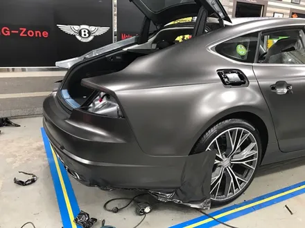 부천 랩핑 아우디 a7 5.5 TDI 사틴 네로 펄 전체랩핑 반무광 다크 그레이 랩핑 / 부천 상이로