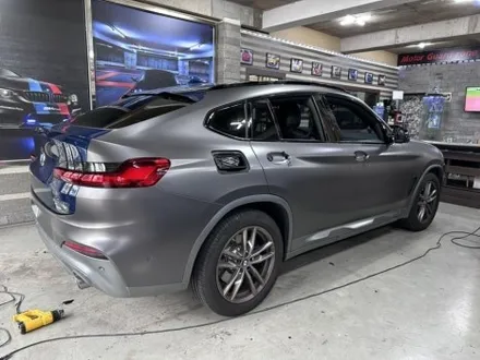 부천 신형 bmw x4 색상이고민? 사틴 다크그레이 랩핑 추천!! / 부천 상이로
