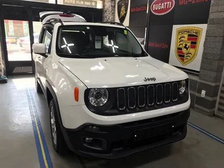 부천랩핑 지프(jeep)레니게이드 4x4 화이트아이보리 전체랩핑 / 부천 상이로