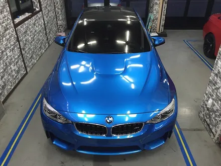 부천 랩핑 bmw m4랩핑  브라이트 블루 메탈릭 유광 전체랩핑 인천랩핑 / 부천 상이로