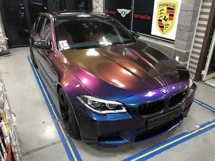 #이런게랩핑이야~!#bmw m5 #카멜레온유광필름 #러싱립타이트필름 전체래핑시공 인천랩핑 부천랩핑 모터가드존본점 / 부천 상이로