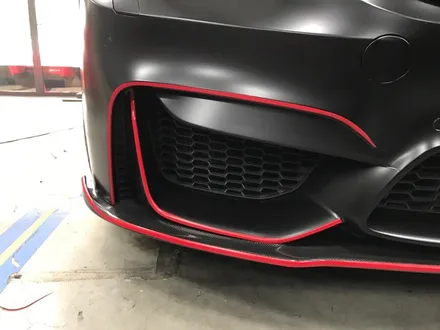 부천랩핑 신형 bmw m3 사틴 블랙 전체 랩핑 및 래드 데칼 랩핑 반무광 랩핑 / 부천 상이로
