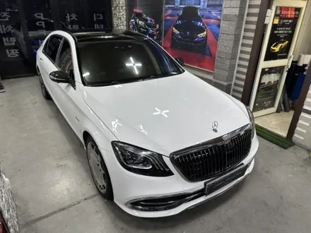 벤츠 마이바흐 s560 흔지 않은 화이트 컬러!전체 랩핑으로 분위기 반전! / 부천 상이로