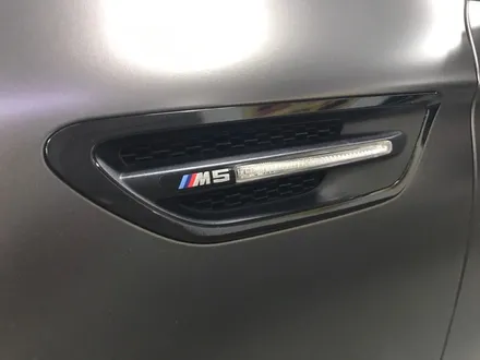 부천 랩핑 bmw f10 m5 사틴 다크 그레이 전체랩핑 프로즌 그레이 랩핑 / 부천 상이로