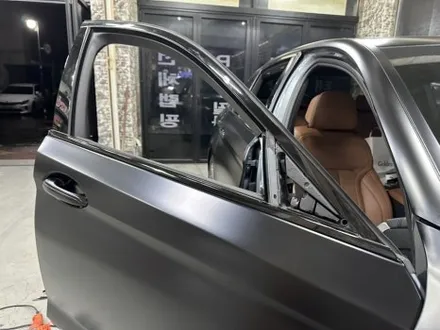 [인천랩핑]bmw g30 5시리즈 pet필름 울트라 사틴 블랙 무광 이벤트 전체 랩핑 시공! / 부천 상이로