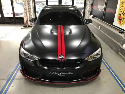 부천랩핑 신형 bmw m3 사틴 블랙 전체 랩핑 및 래드 데칼 랩핑 반무광 랩핑 / 부천 상이로