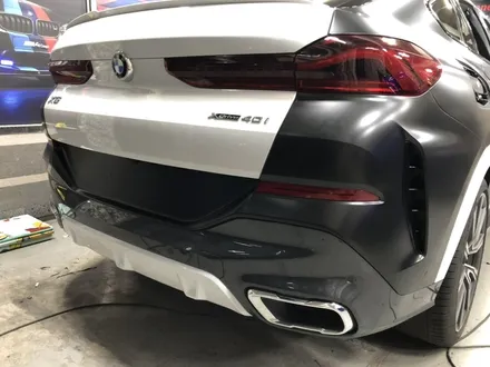 신형 bmw x4 xdrive 40i 사틴 블랙 랩핑 및 크롬 죽이기 작업 / 부천, 광명, 시흥