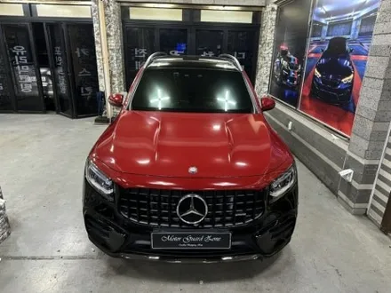 벤츠 신형 glb 35 amg 버건디 래드 마이바흐 스타일 투톤랩핑 및 카본 유광 포인트 랩핑 완성! / 부천, 광명, 시흥