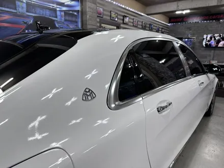 벤츠 마이바흐 s560 흔지 않은 화이트 컬러!전체 랩핑으로 분위기 반전! / 부천 상이로