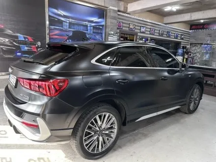 신형 아우디 Q3 40TFSI 사틴블랙 전체 랩핑 이벤트! 순정 같은 고급스러움을 완성한 프리미엄 랩핑 시공 후기 / 부천 상이로