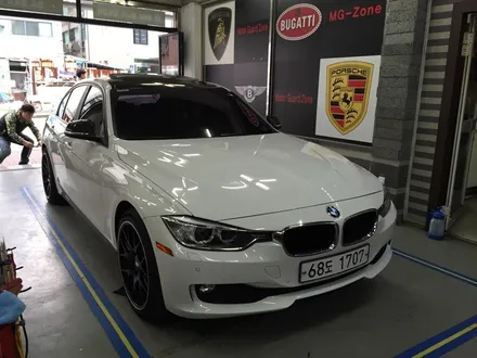 [bmw 320d 랩핑]실내우드랩핑+부천실내랩핑+루프스킨랩핑+카본랩핑+디퓨져랩핑 / 부천 상이로