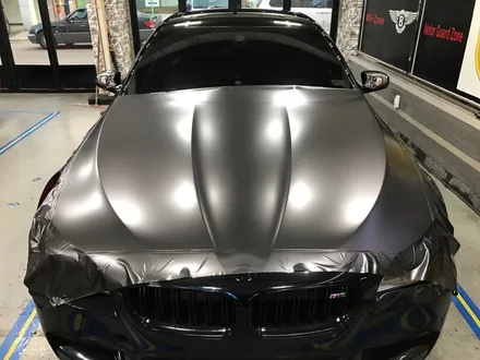 부천 랩핑 bmw f10 m5 사틴 다크 그레이 전체랩핑 프로즌 그레이 랩핑 / 부천 상이로