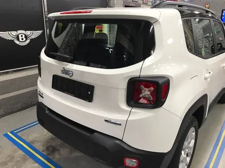 부천랩핑 지프(jeep)레니게이드 4x4 화이트아이보리 전체랩핑 / 부천 상이로