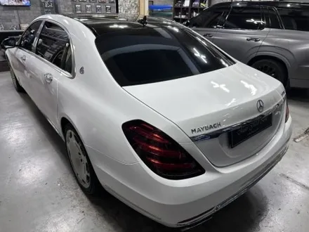벤츠 마이바흐 s560 흔지 않은 화이트 컬러!전체 랩핑으로 분위기 반전! / 부천 상이로