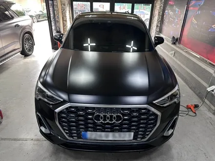 신형 아우디 Q3 40TFSI 사틴블랙 전체 랩핑 이벤트! 순정 같은 고급스러움을 완성한 프리미엄 랩핑 시공 후기 / 부천 상이로