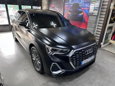 신형 아우디 Q3 40TFSI 사틴블랙 전체 랩핑 이벤트! 순정 같은 고급스러움을 완성한 프리미엄 랩핑 시공 후기 / 부천 상이로