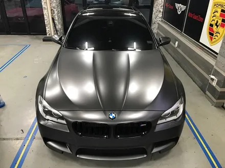 부천 랩핑 bmw f10 m5 사틴 다크 그레이 전체랩핑 프로즌 그레이 랩핑 / 부천 상이로