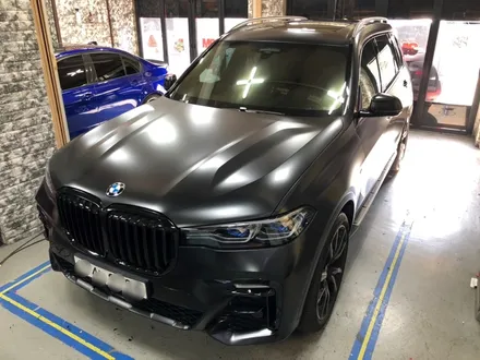 부천랩핑 bmw x7 30d 쉐도우블랙 랩핑 사틴블랙전체랩핑 / 부천, 광명, 시흥