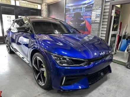 [이벤트 랩핑 ] 기아 ev6 gt 고광택 브룩크린 그레이 전체 랩핑 및 투톤 블랙 랩핑! / 부천 상이로