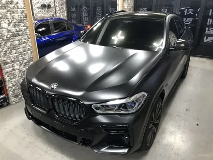 신형 bmw x4 xdrive 40i 사틴 블랙 랩핑 및 크롬 죽이기 작업 / 부천, 광명, 시흥