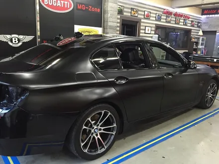 부천랩핑 bmw f10 530d 사틴 블랙 전체랩핑 반무광 랩핑 블랙포스 / 부천 상이로