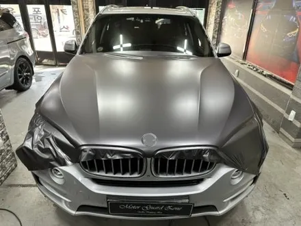 bmw x5 사틴 다크 그레이 전체 랩핑 및 크롬 죽이기 랩핑 완성![모터가드존 본점] / 부천 상이로
