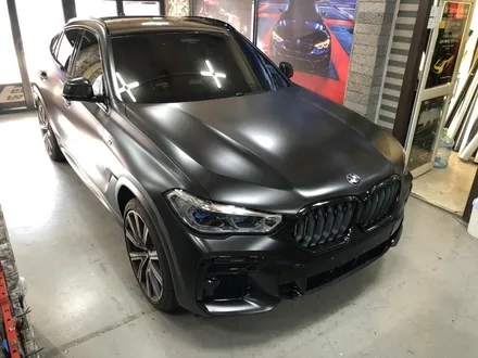 신형 bmw x4 xdrive 40i 사틴 블랙 랩핑 및 크롬 죽이기 작업 / 부천, 광명, 시흥