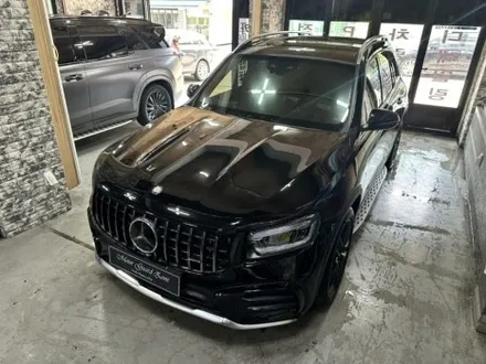 벤츠 신형 glb 35 amg 버건디 래드 마이바흐 스타일 투톤랩핑 및 카본 유광 포인트 랩핑 완성! / 부천, 광명, 시흥