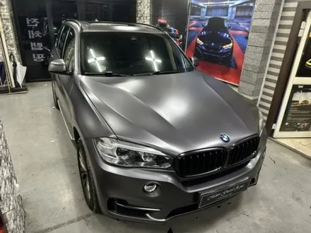 bmw x5 사틴 다크 그레이 전체 랩핑 및 크롬 죽이기 랩핑 완성![모터가드존 본점] / 부천 상이로