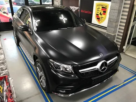 부천랩핑 신형 벤츠GLC220d 4matic 블랙사틴 전체랩핑시공 / 부천 상이로