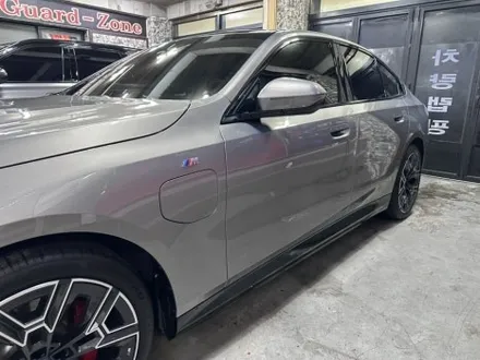 신차 신형 bmw 5시리즈 클리프 디자인 코어 ppf 필름  전체 랩핑 시공 [부천랩핑 모터가드존] / 부천 상이로