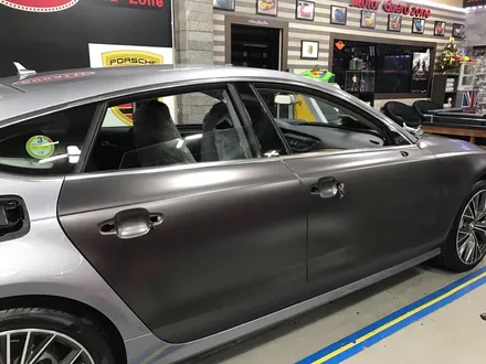 부천 랩핑 아우디 a7 5.5 TDI 사틴 네로 펄 전체랩핑 반무광 다크 그레이 랩핑 / 부천 상이로