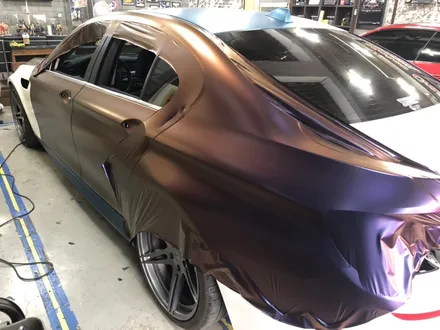 부천자동차랩핑 bmw m5 사틴 롤링썬더필름 카멜레온 전체랩핑시공 / 부천, 광명, 시흥