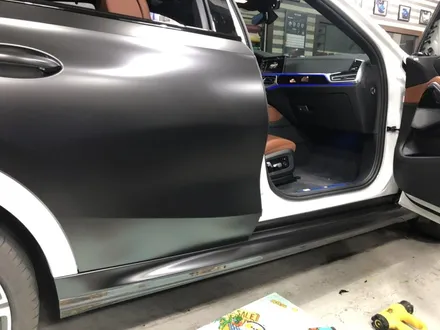 [자동차 랩핑] 신형 bmw x6 40d  사틴 블랙 무광 전체 랩핑 시공 부천 모터가드존 본점 / 부천 상이로