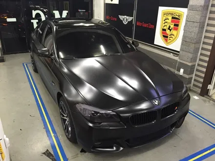 부천랩핑 bmw f10 530d 사틴 블랙 전체랩핑 반무광 랩핑 블랙포스 / 부천 상이로