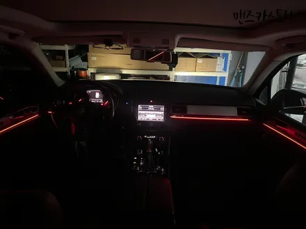 [ 투아렉 엠비언트 매립형 ] 어두운 투아렉 차량 분위기가 은은한 분위기로?? / 안산,시흥,화성
