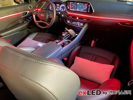 쏘나타 DN8 엠비언트 라이트 시공으로 순정 엠비언트보다 더 다채로운 실내 분위기 연출해보세요! / 안산,시흥,화성