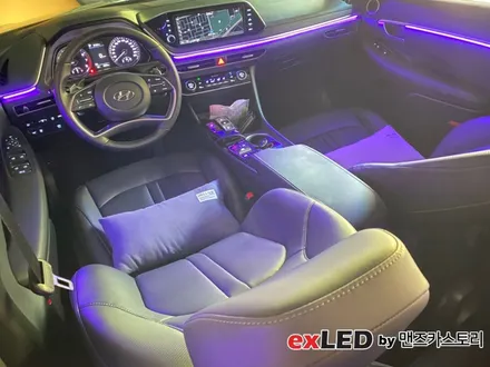 쏘나타 DN8 엠비언트 라이트 시공으로 순정 엠비언트보다 더 다채로운 실내 분위기 연출해보세요! / 안산,시흥,화성