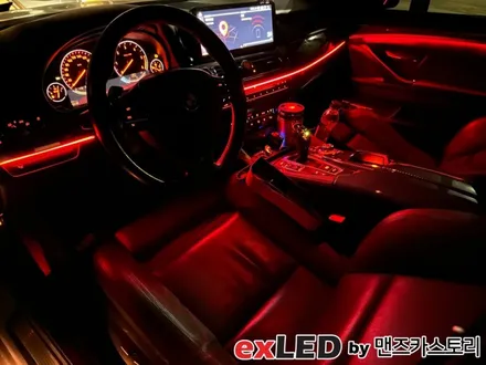 BMW 5시리즈 비노출 엠비언트 라이트 시공으로 화려한 색감의 실내분위기 연출이 가능하십니다!! / 안산,시흥,화성