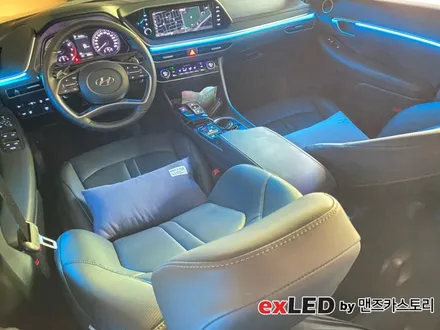 쏘나타 DN8 엠비언트 라이트 시공으로 순정 엠비언트보다 더 다채로운 실내 분위기 연출해보세요! / 안산,시흥,화성