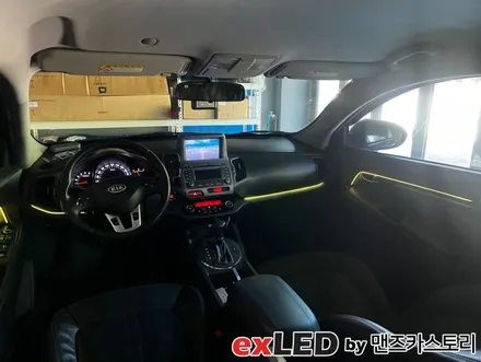 스포티지R 엠비언트 라이트 시공으로 밋밋한 실내에 영롱한 LED 디테일 포인트 어떠신가요?!?! / 안산,시흥,화성