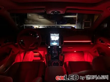 포르쉐 카이엔 엠비언트 라이트 시공으로 세련된 외관 못지 않은 실내 분위기 꾸며보세요! / 안산,시흥,화성