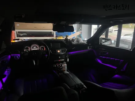 벤츠 E 클래스 W212에 순정 엠비언트가 너무 약하다면?? 벤츠 E 클래스 엠비언트 순정 광량 업그레이드 / 안산,시흥,화성