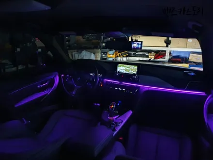 BMW 320D 3시리즈 F30 매립형 엠비언트 실내 무드등 느낌있는 실내로 만들다?? / 안산,시흥,화성