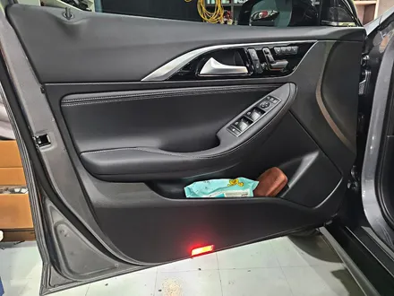 인피니티 qx30 튜닝 추천 실내 엠비언트 무드등으로 분위기 전환하기! 안산맨즈카 / 안산,시흥,화성
