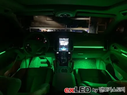 포르쉐 카이엔 엠비언트 라이트 시공으로 세련된 외관 못지 않은 실내 분위기 꾸며보세요! / 안산,시흥,화성