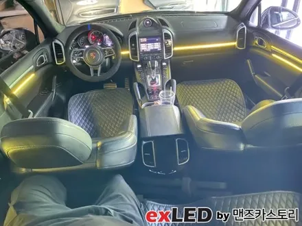 포르쉐 카이엔 엠비언트 라이트 시공후기! 밋밋한 실내를 다채로운 색감으로 채워보세요! / 안산,시흥,화성