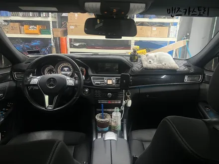 벤츠 E 클래스 W212에 순정 엠비언트가 너무 약하다면?? 벤츠 E 클래스 엠비언트 순정 광량 업그레이드 / 안산,시흥,화성