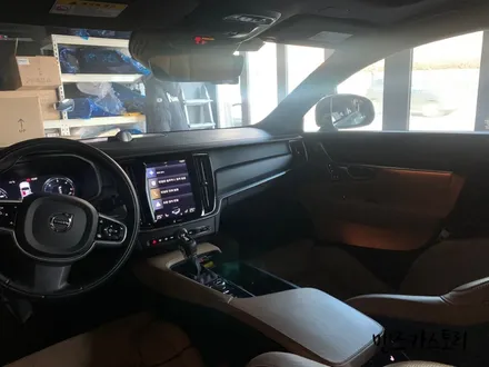 볼보 V90 엠비언트 MCS 본점 맨즈카스토리 / 안산,시흥,화성